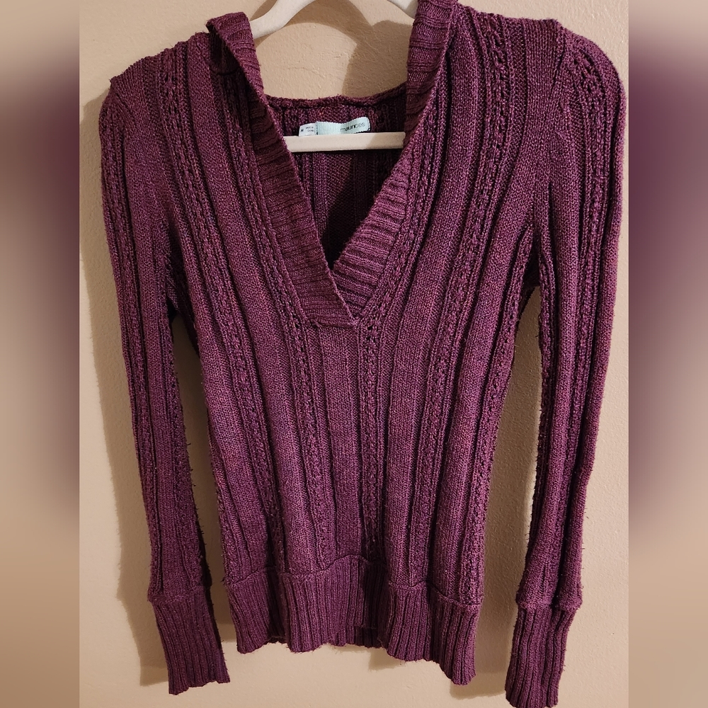Maurices women's deep v-neck ribbed knit hooded sweater